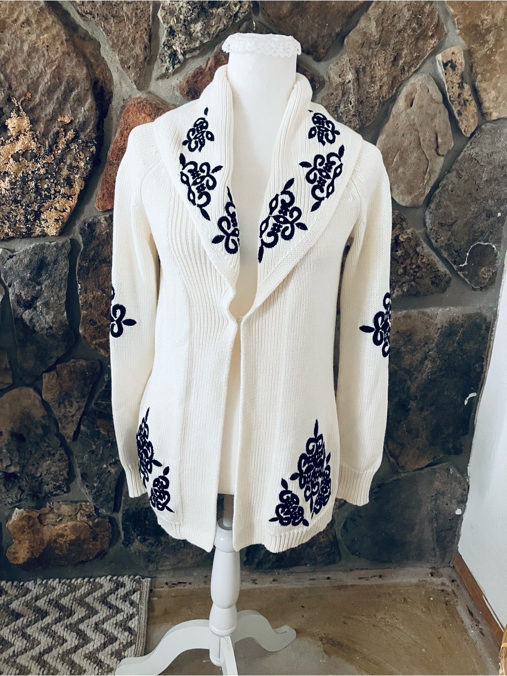 White House Black Market Cream Shawl Collar Cardigan with Black Embroidery
